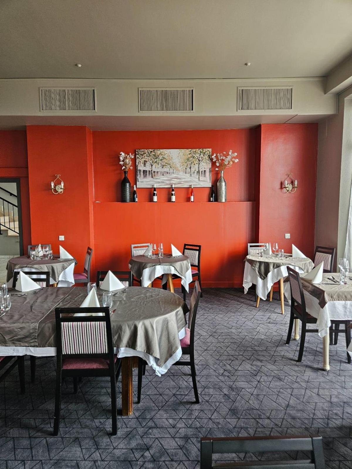 Alexain Hotel Restaurant & Wellness - Colmar Ouest トロワ・エピ エクステリア 写真