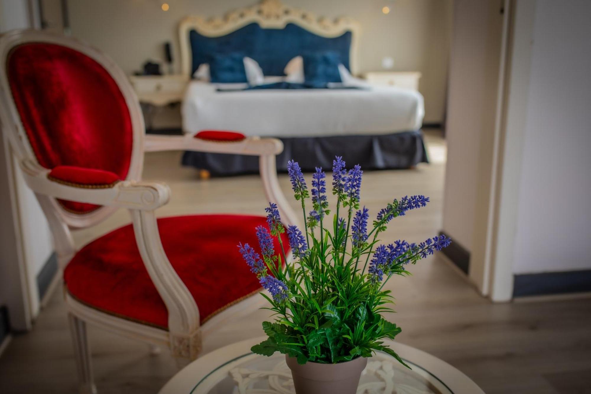 Alexain Hotel Restaurant & Wellness - Colmar Ouest トロワ・エピ エクステリア 写真